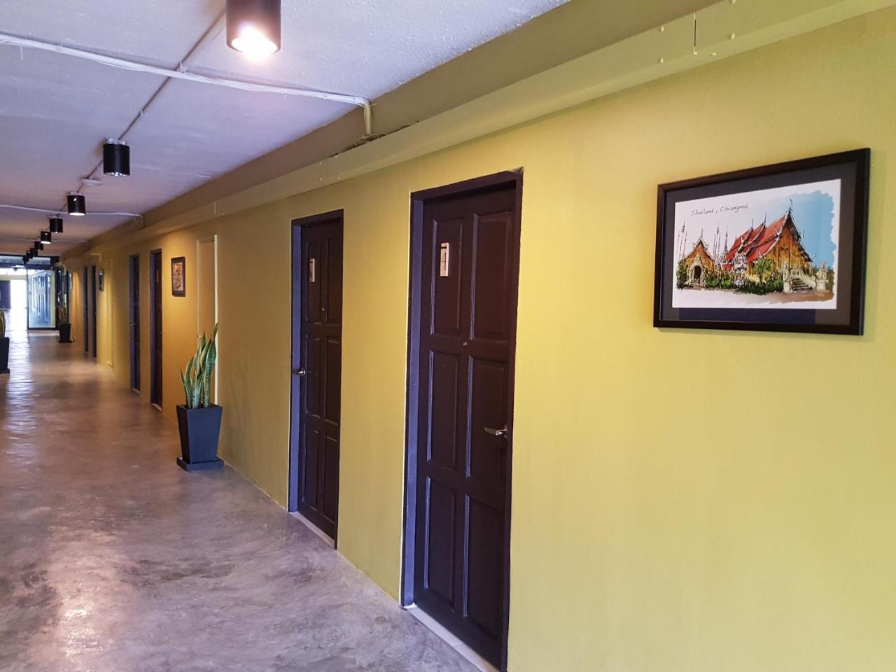 Nimman Expat Home Chiang Mai Dış mekan fotoğraf